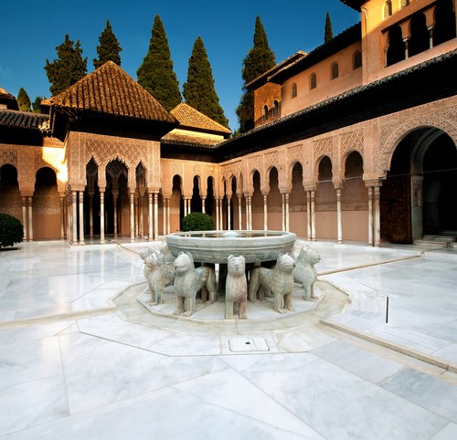 Granada, Calle Real de la Alhambra
